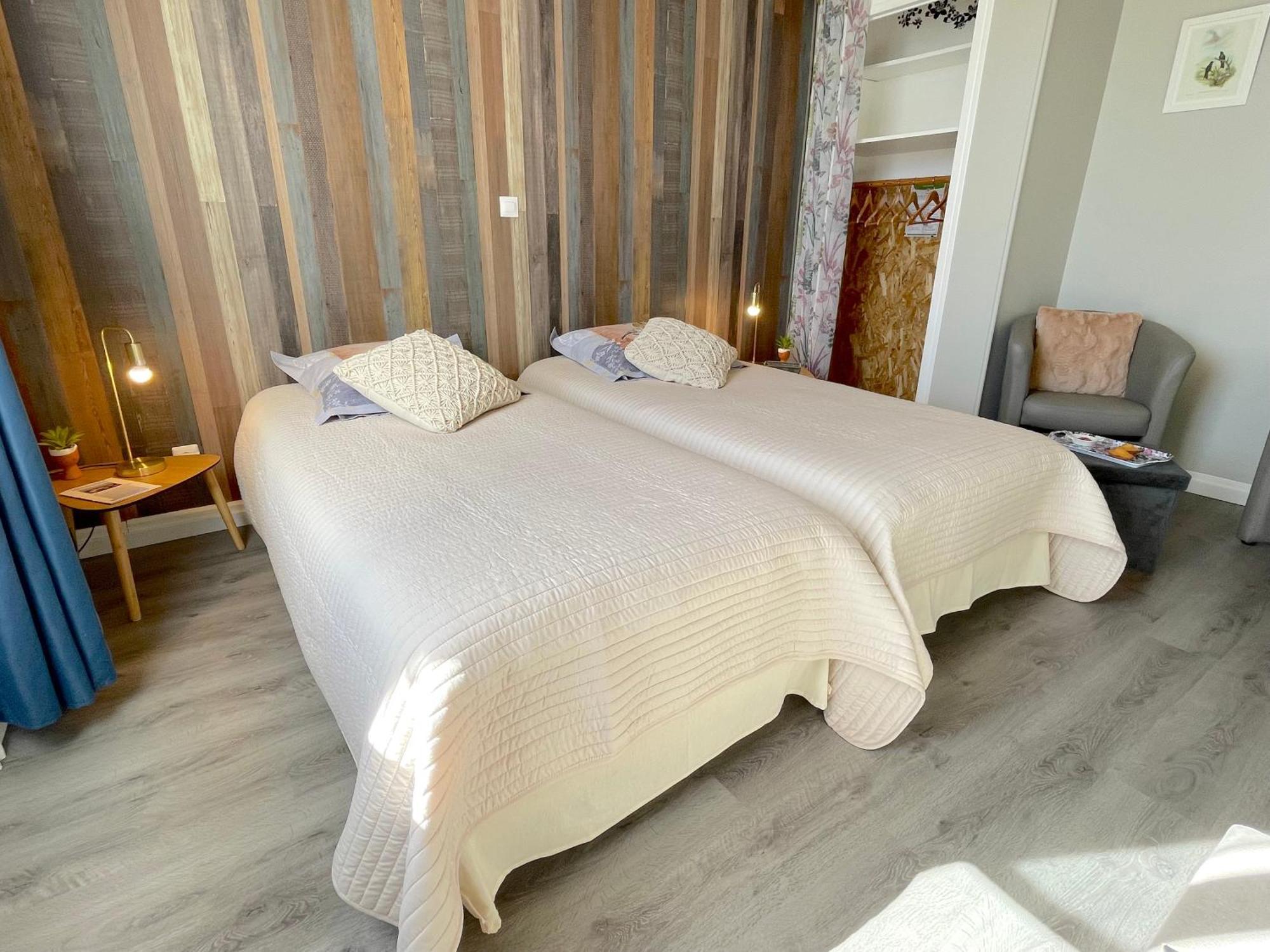 Atypique Detour Bed & Breakfast Rosans Exterior photo