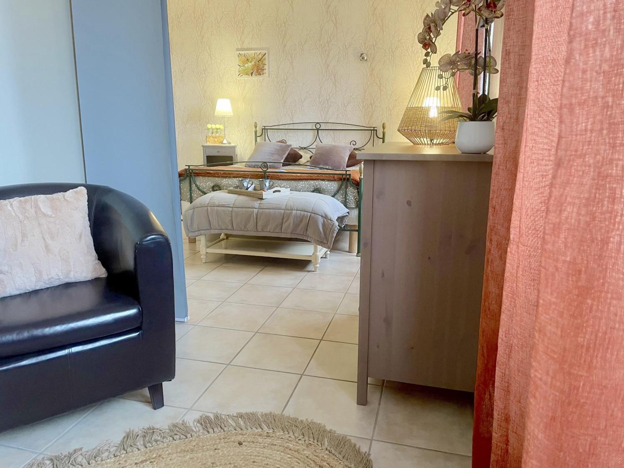 Atypique Detour Bed & Breakfast Rosans Exterior photo